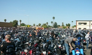 1500-Harley-Davidson Parade at the Arizona Torch Ride