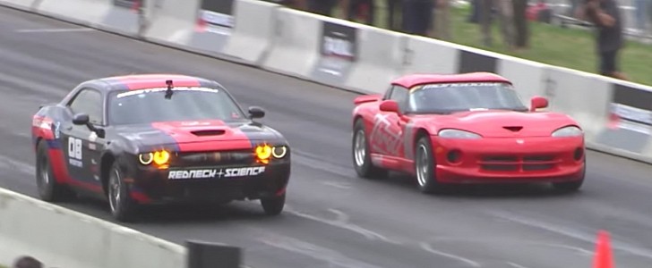 1,500-HP Dodge Challenger Hellcat Tears Down Contenders at Drag Event,  Against All Odds - autoevolution