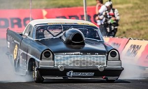 1500 HP GAZ 13 Chaika Dragster Is a Thing to Behold