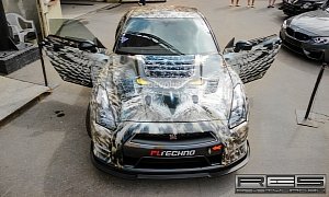 1,800 HP Nissan GT-R Gets Owl Wrap, Wings Appear When Doors Are Open