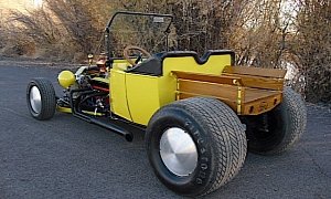 1923 Ford T-Bucket Roadster Is an Ode to Wide Wheels