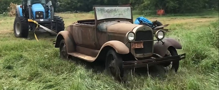1928 Ford Model A Roadster barn find