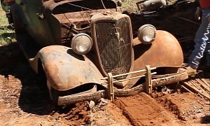 1934 Ford Abandoned for 50 Years Gets Second Chance, Still in One Piece