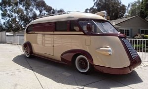 1941 Ford Western Flyer Is an RV We'd Love to Be Stuck Behind