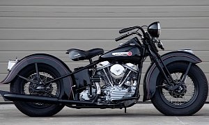 1948 Harley-Davidson EL Panhead Is Why Motorcycles Should Only Come in Black