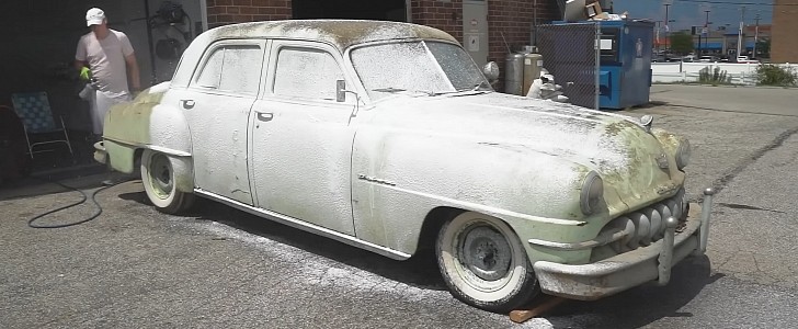 1951 DeSoto DeLuxe