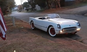 1954 Corvette Barn Find Parked for 51 Years Is All Original, Unrestored