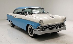 1956 Ford Customline Is Lost in the 50s, and We Love It