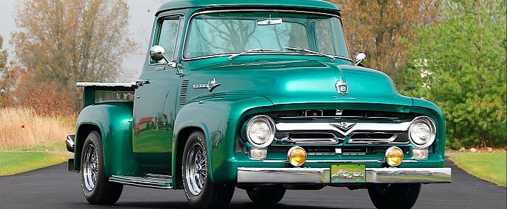 1956 Ford F-100 going under the hammer in Dallas