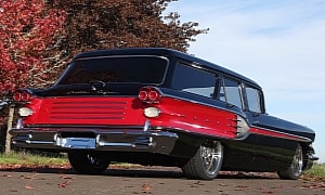 1958 Pontiac Safari Abandoned in the Desert Morphs Into Stunning Restomod