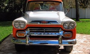 1959 Chevrolet Apache Fleetside Is the Orange Delight of the Day