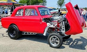 1959 Ford Anglia Gasser Looks Weird, Flaunts Candy Stripe Interior and 750-HP V8