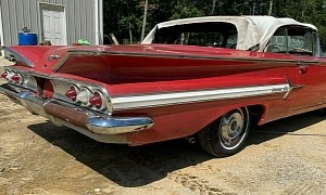 1960 Chevrolet Impala Parked in a Barn Because Nobody Wanted It, Mysterious Engine Inside