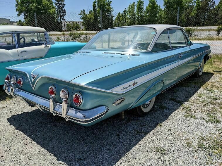 En del trimme at se 1961 Chevrolet Impala Barn Find Is a Mysterious Bubble Top With V8 Muscle -  autoevolution