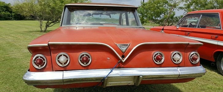 1961 Chevrolet Impala barn find