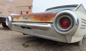 1961 Ford Thunderbird Spent Decades in the Arizona Sun, Fully Original and Unrestored