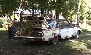 1962 Chevrolet Bel Air Is a Rust Bucket After 40 Years in the Mud, Still Runs and Drives
