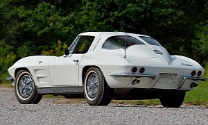 1963 Corvette Split Window Was a GM Executive's Car, One of the First Ever Made