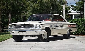 1963 Ford Galaxie 500 Dragon Waggin Is a Lightweight Gem in Racing Overalls