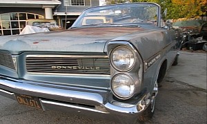 1963 Pontiac Bonneville Convertible Parked for 35 Years Emerges With Good News