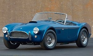 1963 Shelby 289 Cobra Roadster Was Once Served by an All-Female Pit Crew
