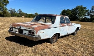 1964 Dodge Polara Looks Like a Yard Find Ready for Another Fight