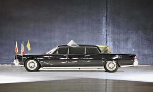 1964 Lincoln Popemobile Goes on Sale for $350,000