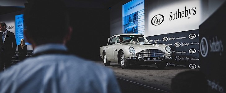 1965 Aston Martin DB5 sells for $6,385,000 at auction