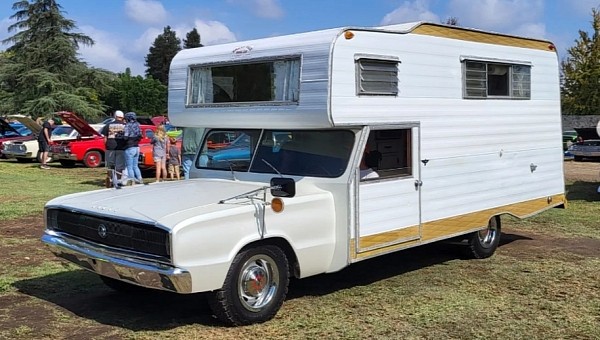 1966 Dodge Charger Great Dale House Car camper