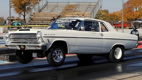 1966 Ford Fairlane dragster