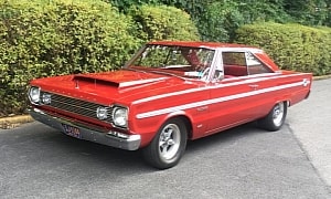 1966 Plymouth Belvedere II Hides a Hemi Under That Hood Scoop, Care To Take It Home?