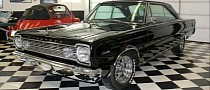 1966 Plymouth Satellite Is the Perfect Sleeper, Hides Hemi V8 Under the Hood