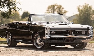 1966 Pontiac GTO Is the Ultimate Muscle Car Electro-Mod, Packs Tesla Gear Underneath