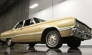 1967 Dodge Coronet Barn Find Still Has the Same Half-of-Century-Old Gold Paint