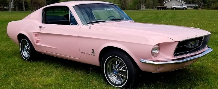 https://s1.cdn.autoevolution.com/images/news/1967-ford-mustang-is-so-pink-it-ll-give-you-chores-ask-you-when-you-re-going-to-marry-it-194119-7.jpg