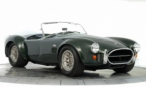 1967 Shelby Cobra 427 Makes Us All Ivy Green With Envy Before Seeing the Price