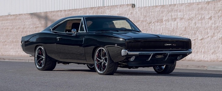 392-powered 1968 Dodge Charger restomod
