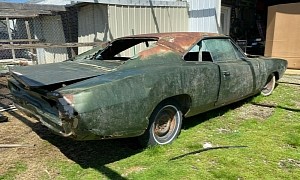 1968 Dodge Charger Rust Bucket Edition Is the Saddest Yard Find in a Long Time