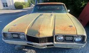 1968 Oldsmobile 442 “True Barn Find” Is Begging for Full Restoration