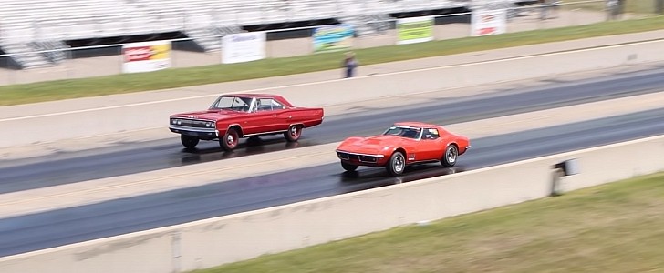 1969 Chevrolet Corvette L88 vs 1967 Dodge Coronet R/T Hemi drag race