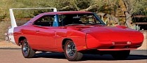1969 Dodge Charger Daytona vs. 1970 Plymouth Superbird: How to Tell Them Apart