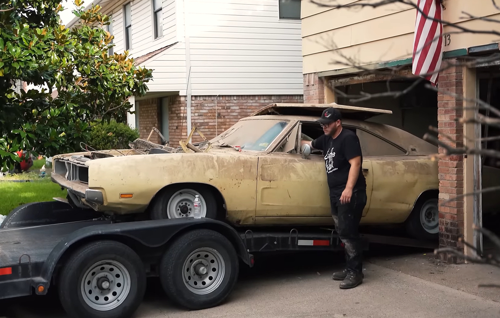 1969 Dodge Charger R/T Spent 56 Years in a Barn, It's a Rare Survivor -  autoevolution