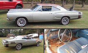 1969 Dodge Super Bee Parked for 44 Years Shows Rust and Rare Color Combo