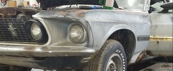 Ford Mustang project car