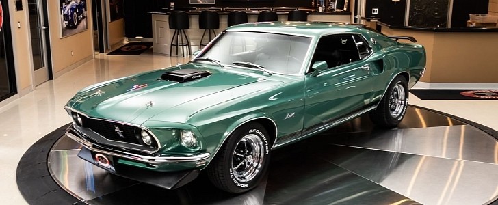 1969 Ford Mustang GT R-Code Combines Silver Jade Paint and Cobra Jet