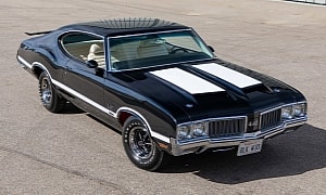 1970 4-4-2 W-30: The Underrated Gentleman's Muscle Car and the Ultimate Olds
