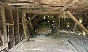 1970 Citroen DS Found in an Upstate New York Barn After 27 Years, All Original