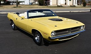 1970 'Cuda Convertible 440–6, 4-Speed Manual Is a $375K "Everyday-Is-Christmas" Present