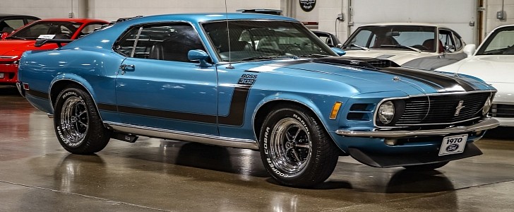  El tributo al Ford Mustang Boss 302 de 1970 no te hará sentir triste por el cheque de pago - autoevolución