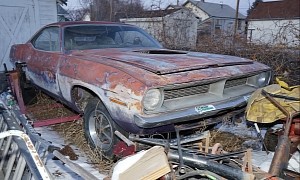 1970 Plymouth 'Cuda Sitting in a Yard for Decades Is a True HEMI With a Racing Past